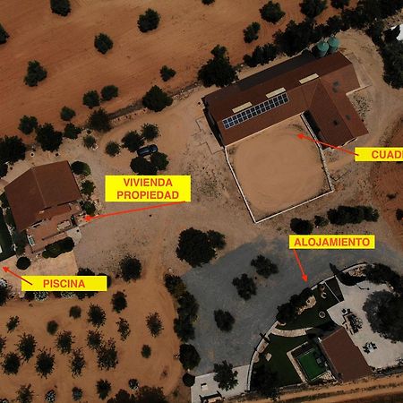 Finca Santa Lucia Alojamientos Mazarambroz المظهر الخارجي الصورة