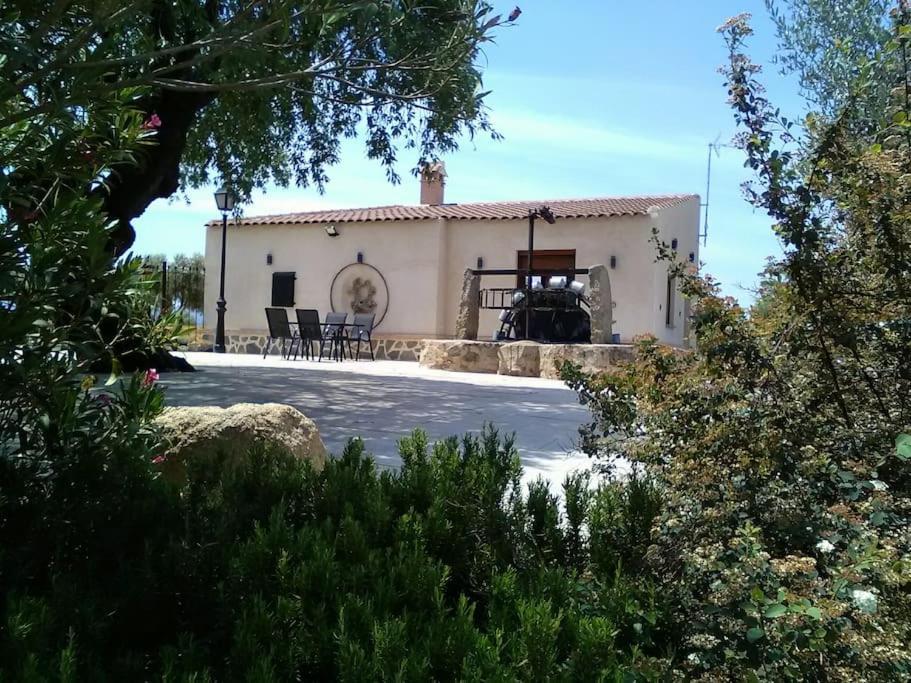 Finca Santa Lucia Alojamientos Mazarambroz المظهر الخارجي الصورة