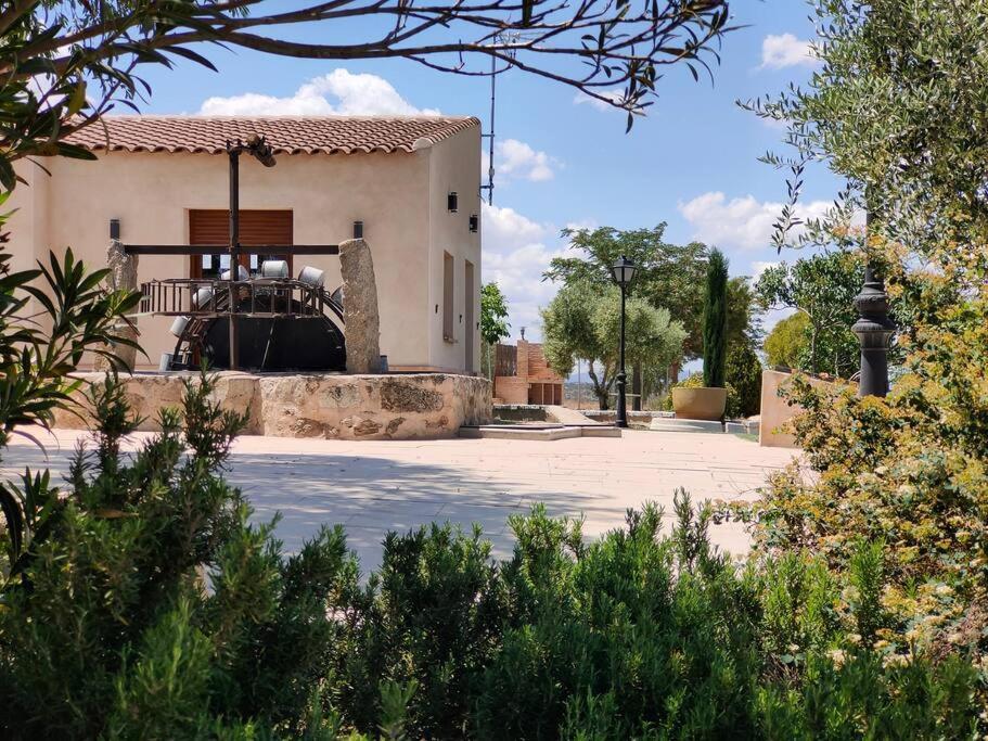 Finca Santa Lucia Alojamientos Mazarambroz المظهر الخارجي الصورة