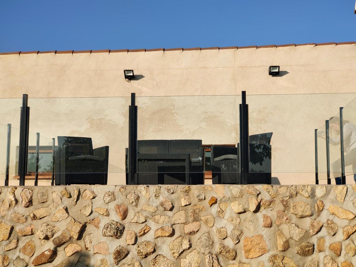 Finca Santa Lucia Alojamientos Mazarambroz المظهر الخارجي الصورة